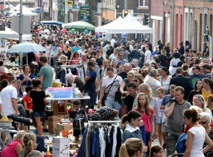 flea market stalls crowd outdoor